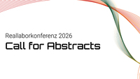 Reallaborkonferenz 2026: Text „Call for Abstracts“ auf weißem Hintergrund mit farbigen Kurven.